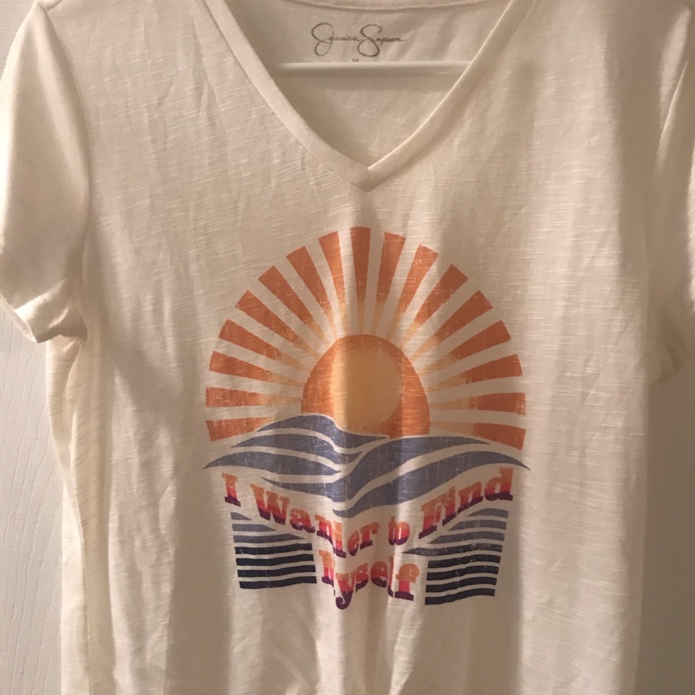 Women’s medium size T-shirt byJessica Simpson